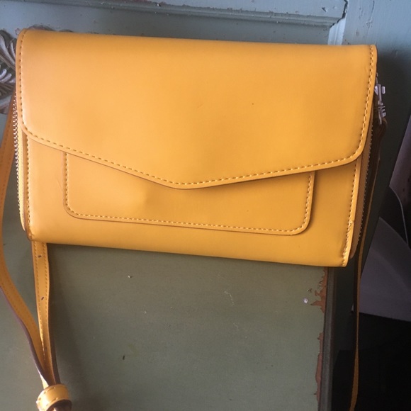 Yellow summer cross body - Picture 3 of 5
